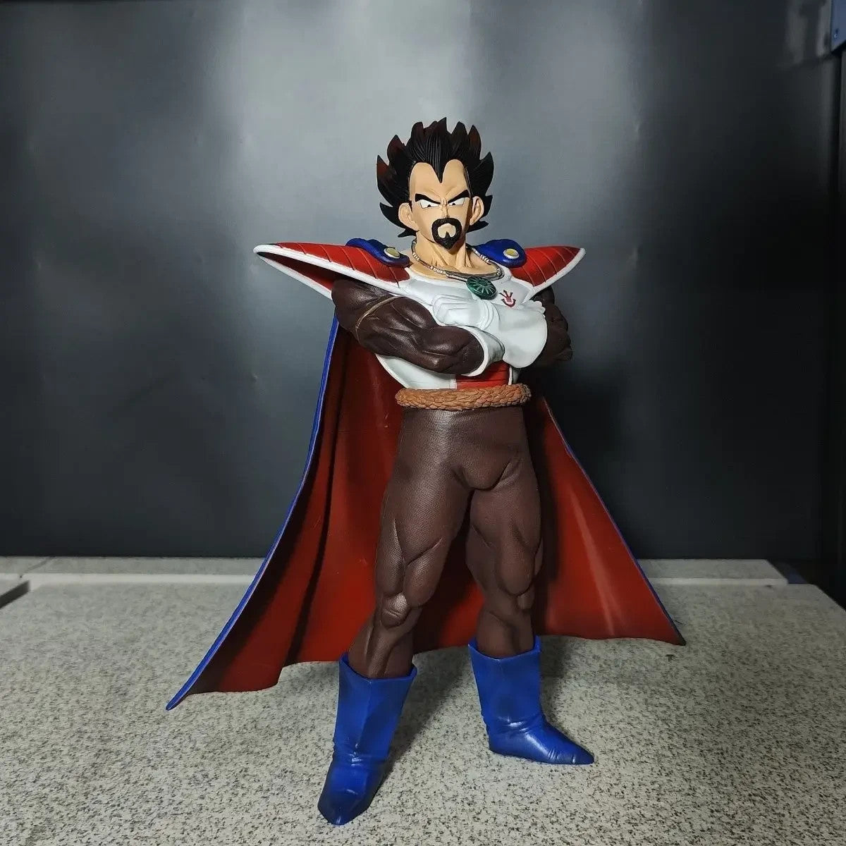 Dragon Ball King Vegeta Anime ActionFigure con mantello 29.5 cm