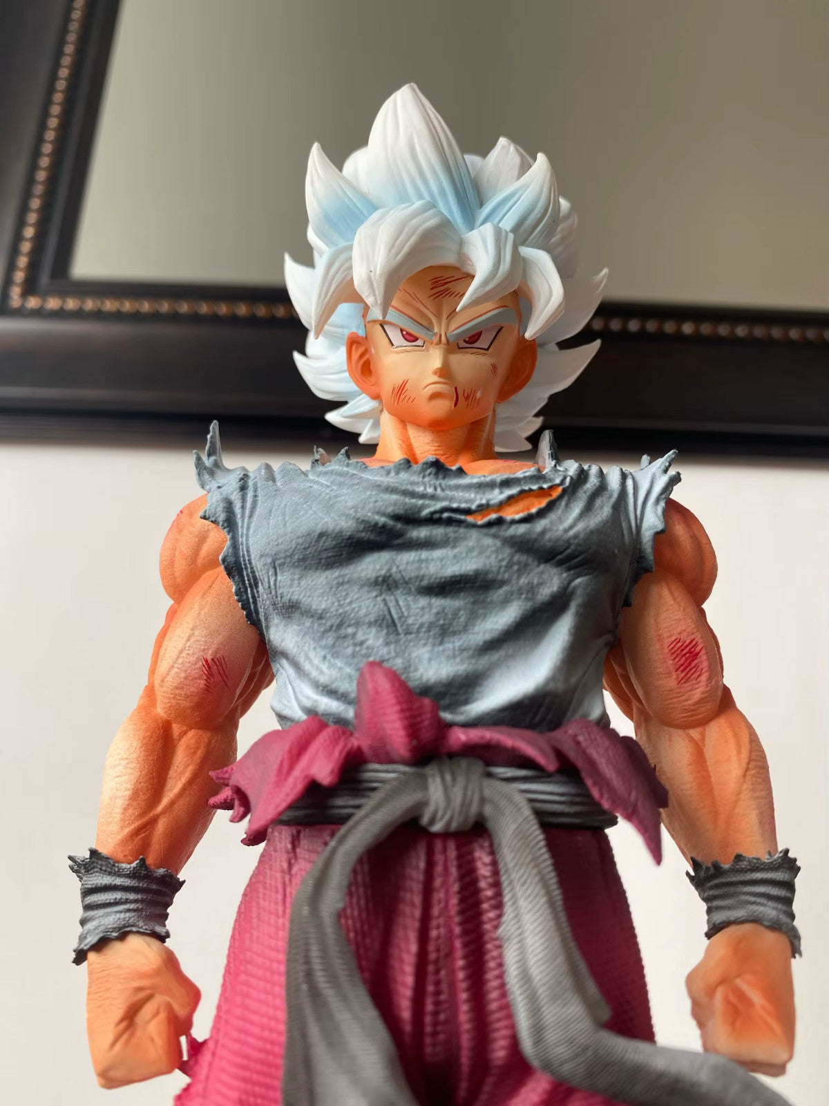 Dragon Ball Z Son GokuSuper Sayan Capelli Bianchi 28 Cm Action Figure PVC