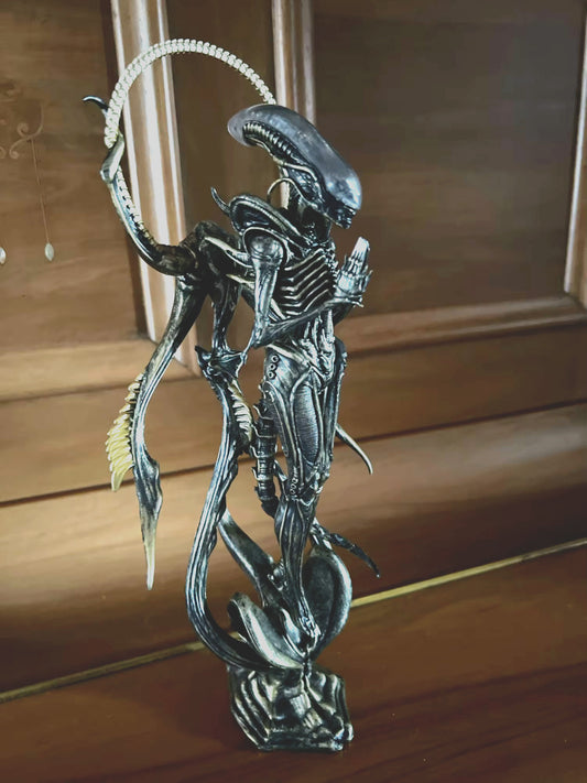 Aliens Vs Predator - Requiem Xenomorph PVC 28cm Action Figure CON SCATOLA
