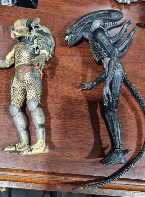 NECA Alien VS Predator ✅confezione da 2 action figure PVC 20CM+SCATOLA ORGINALE