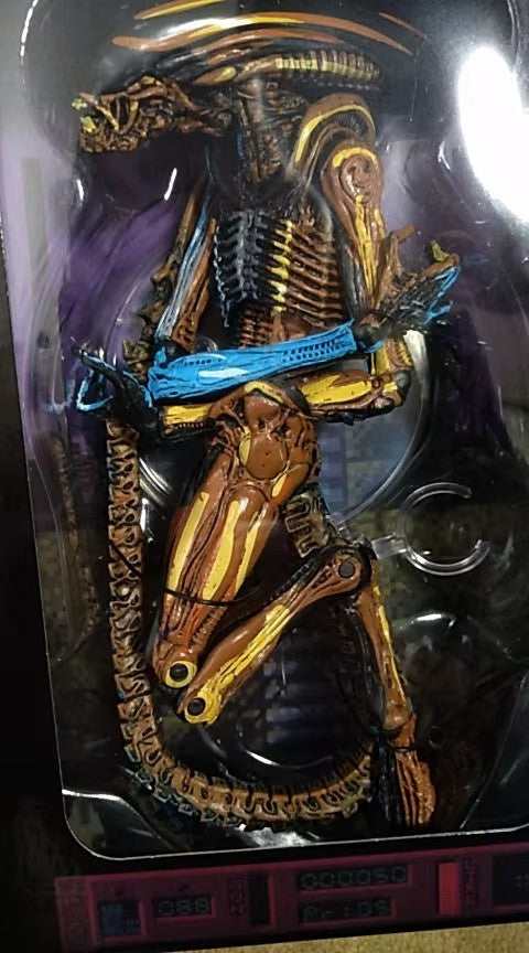 ๐ฝ NECA Alien Blue Xenomorph Action Figure 18CM ๐ Modello da Collezione