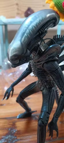 NECA Classic 1979 Alien PVC Action Figure da collezione 18 Cm CON SCATOLA
