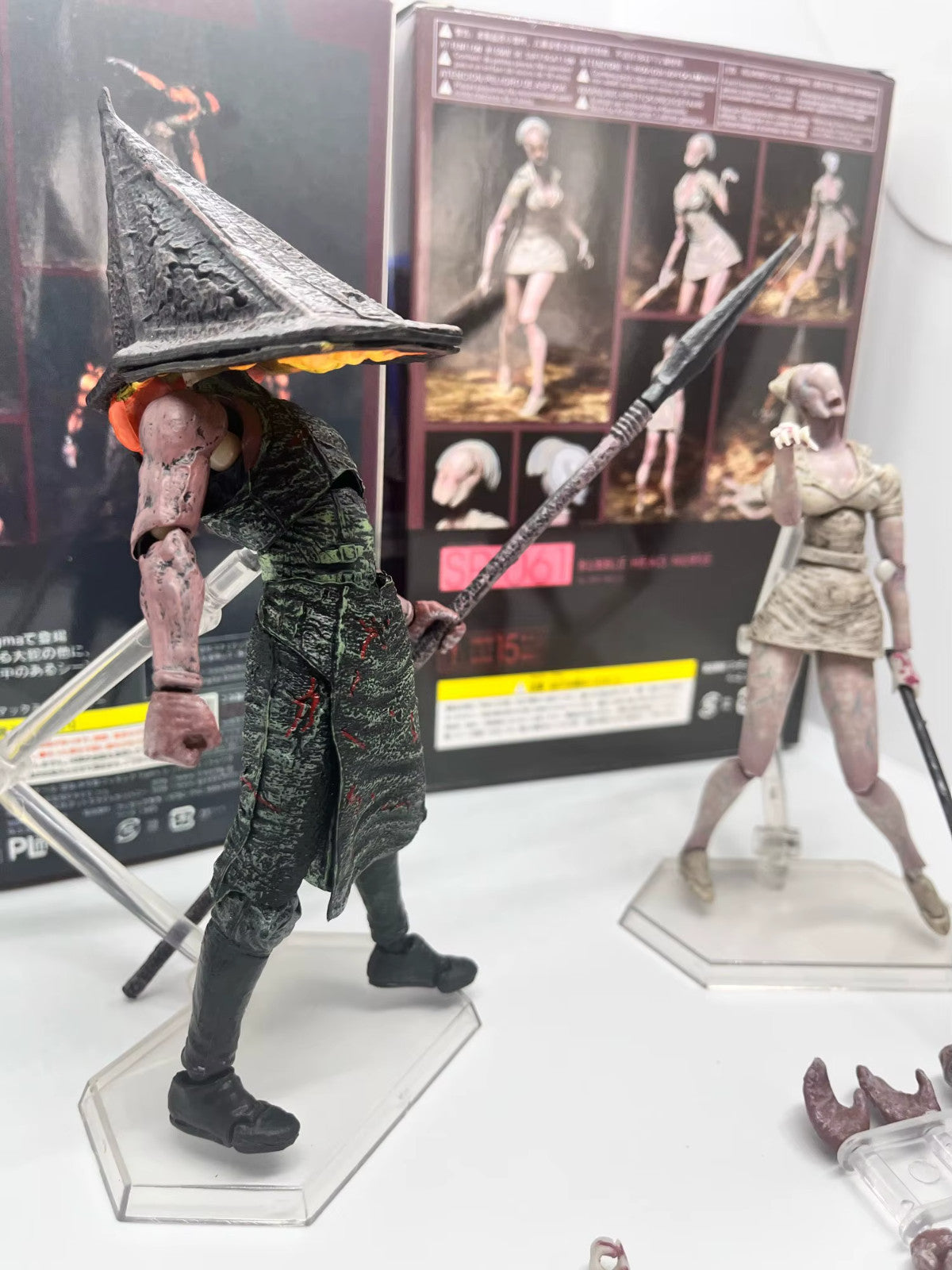 SILENT HILL 2 (Pyramid Head+Nurse)action figure 18CM CON SCATOLA 🚛SPED.GRATUITA