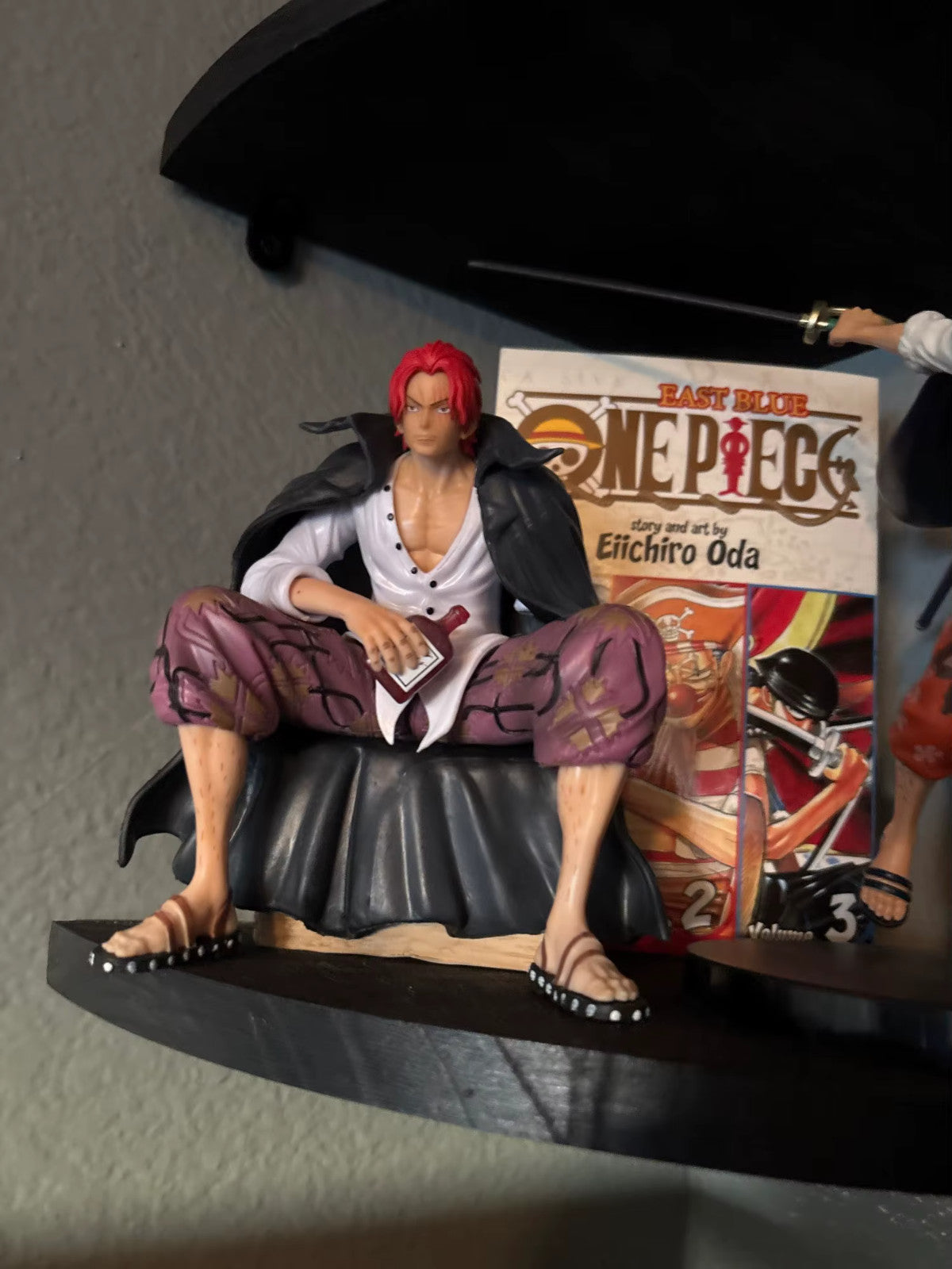 One Piece Film Red Yonko Red Hair Shanks 17Cm PVC Action Figure CON SCATOLA