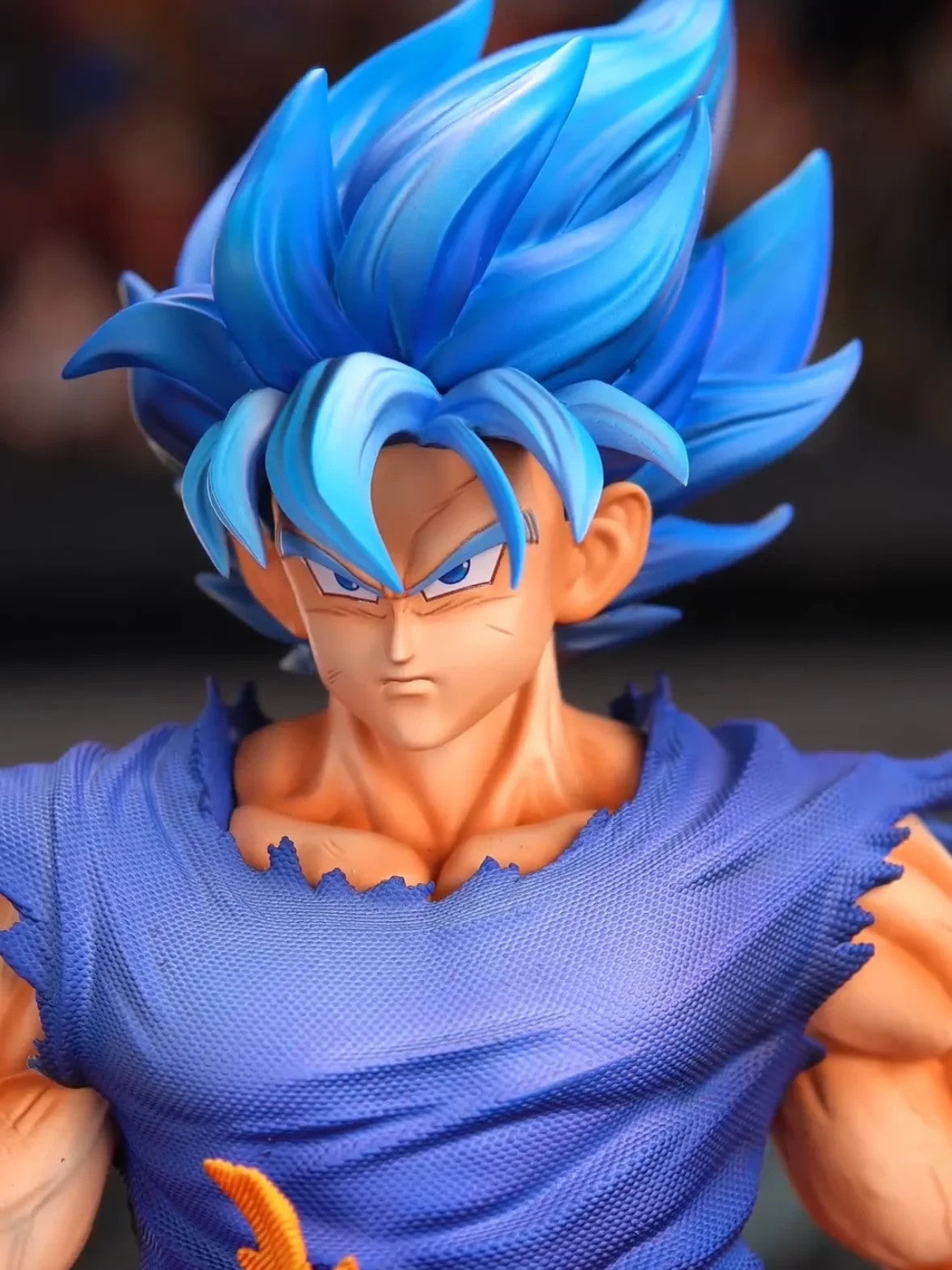 33 centimetri Dragon Ball Z Super Saiyan Blu Son Goku Figura LED Illuminata