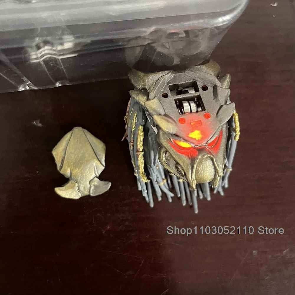 Neca Elder Predator Action Figure LED Predator vs Alien Edition CON SCATOLA