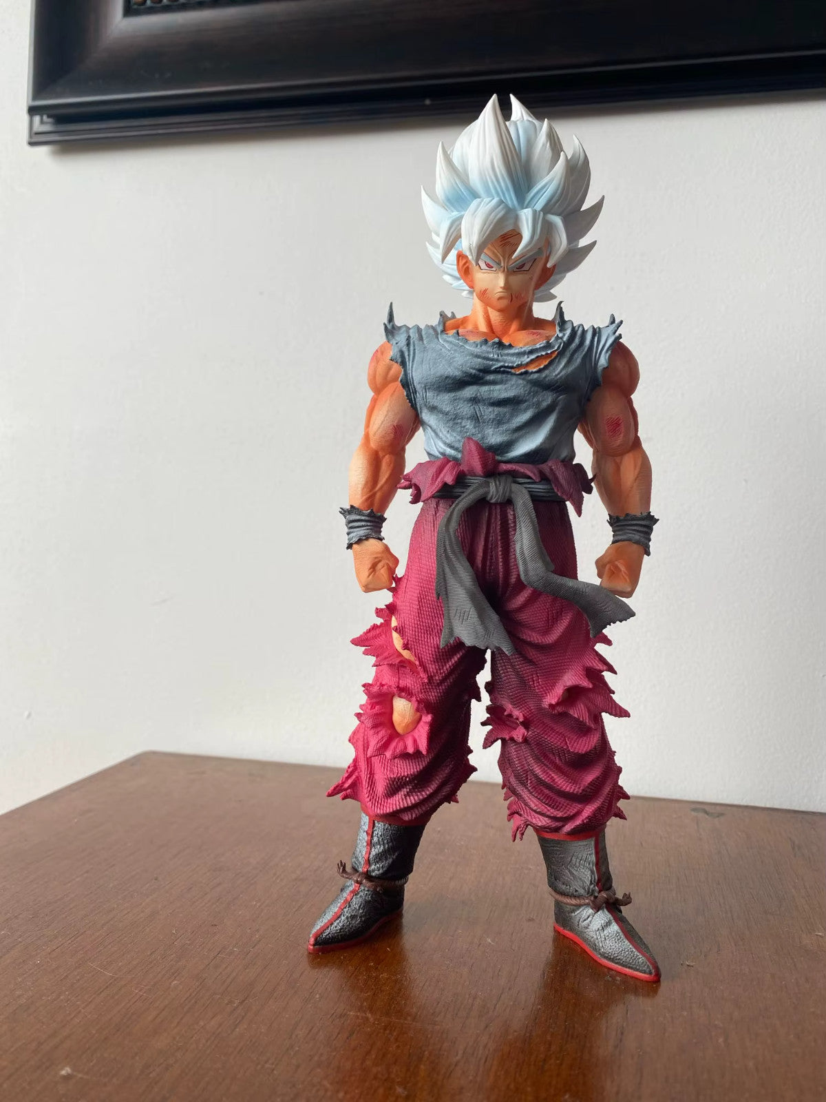 Dragon Ball Z Son GokuSuper Sayan Capelli Bianchi 28 Cm Action Figure PVC