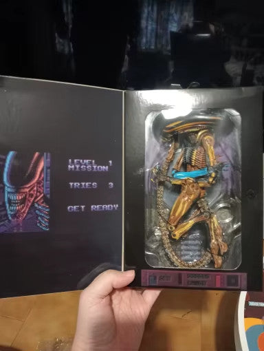 ๐ฝ NECA Alien Blue Xenomorph Action Figure 18CM ๐ Modello da Collezione