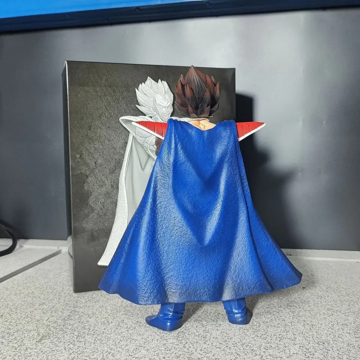 Dragon Ball King Vegeta Anime ActionFigure con mantello 29.5 cm