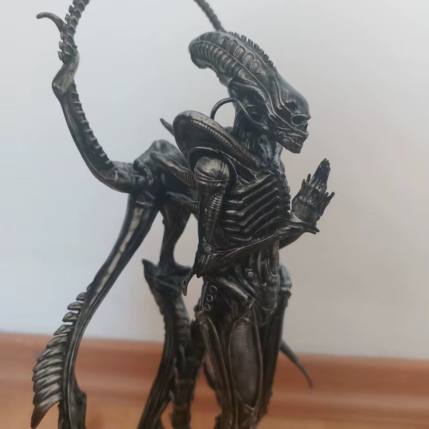 Aliens Vs Predator - Requiem Xenomorph PVC 28cm Action Figure CON SCATOLA