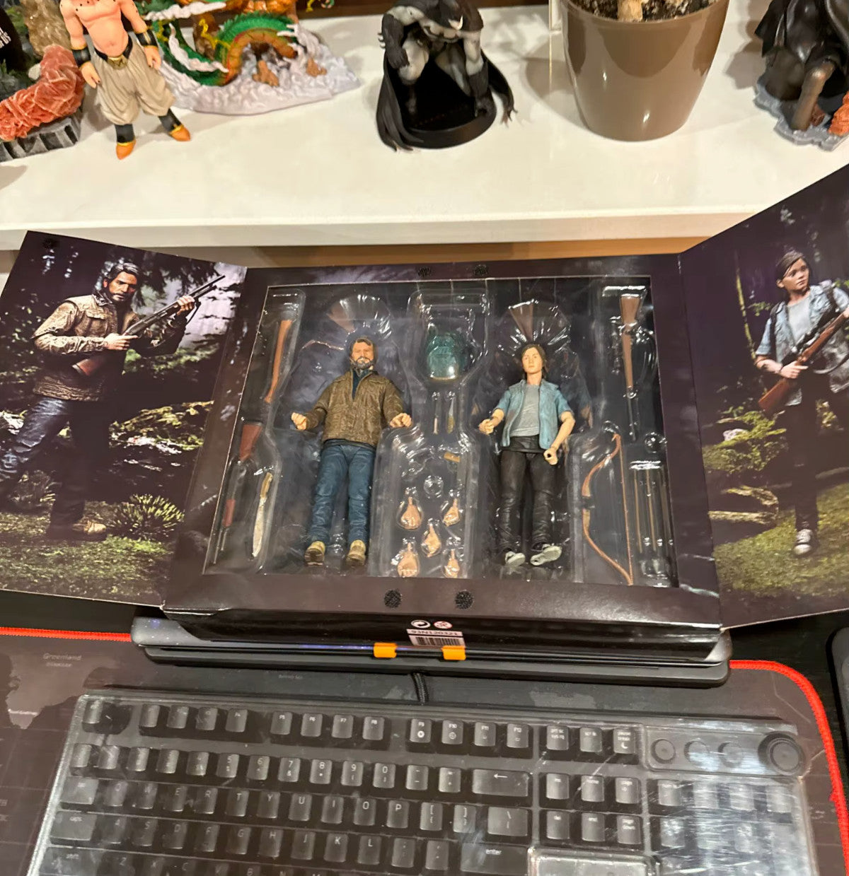 NECA The Last of Us 2 17CM Ultimate Joel e Ellie Action Figure CONFEZIONE DA 2