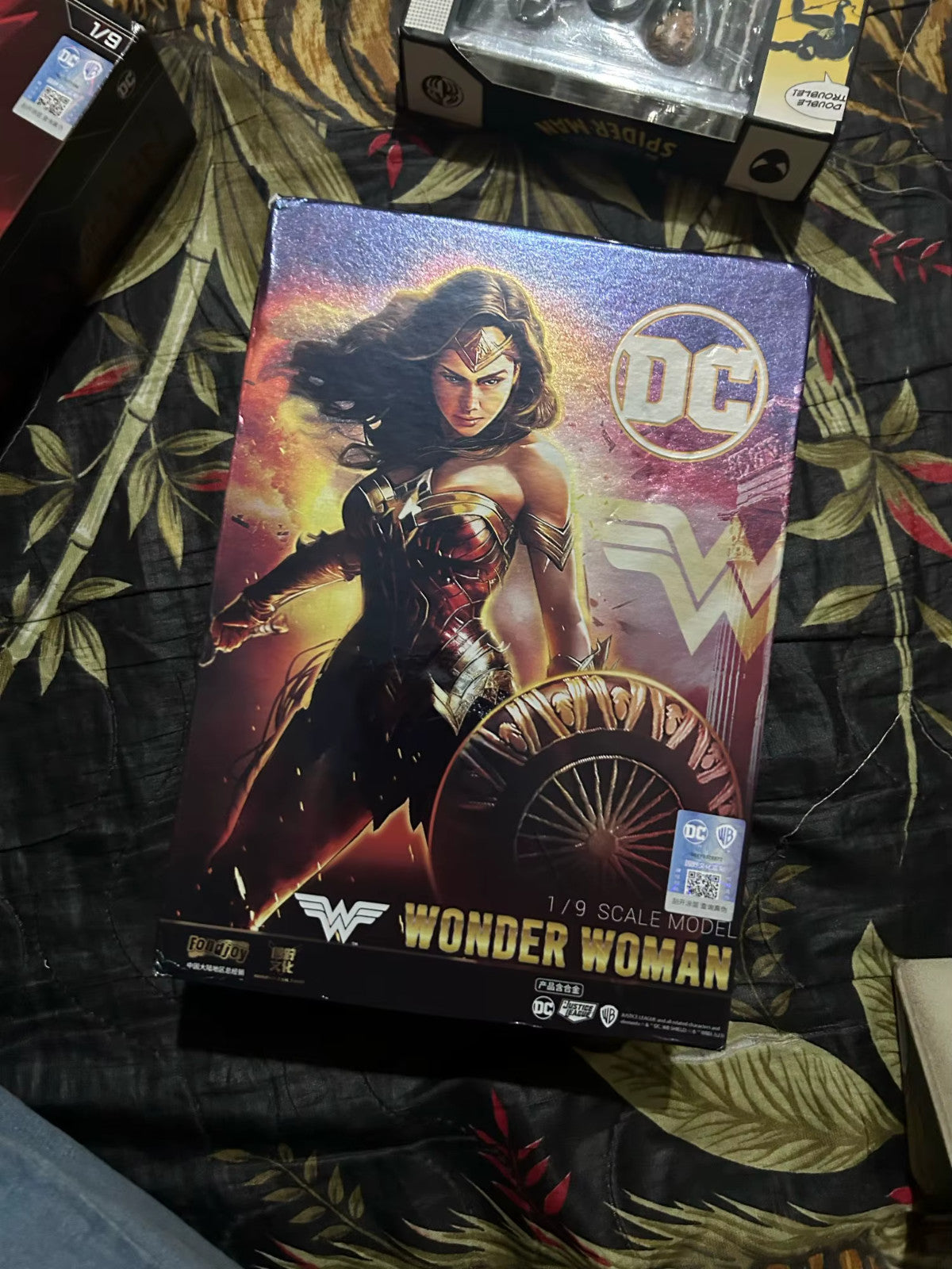 WONDER WOMAN  ACTION FIGURE JUSTICE LEAGUE 1/9 SCALE 19Cm CON SCATOLA ORIGINALE