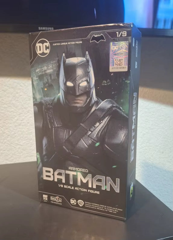 Batman 🦇 Action Figure DC Justice League Figure PVC 19Cm