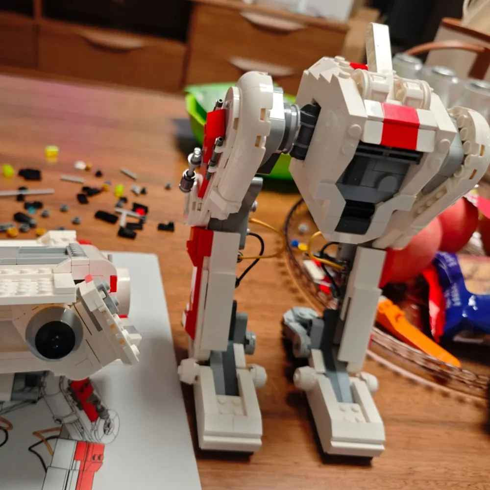 Star Wars Jedi Fallen Order BD  Robot Building Blocks