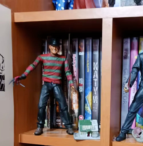 NECA Nightmare Freddy Krueger 18CM PVC Action Figure CON SCATOLA + SPED GRATUITA