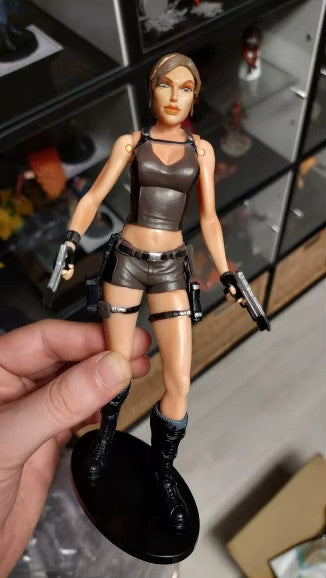 ✅ Figurine NECA Lara Croft Tomb Raider 18cm CON SCATOLA ORIGINALE