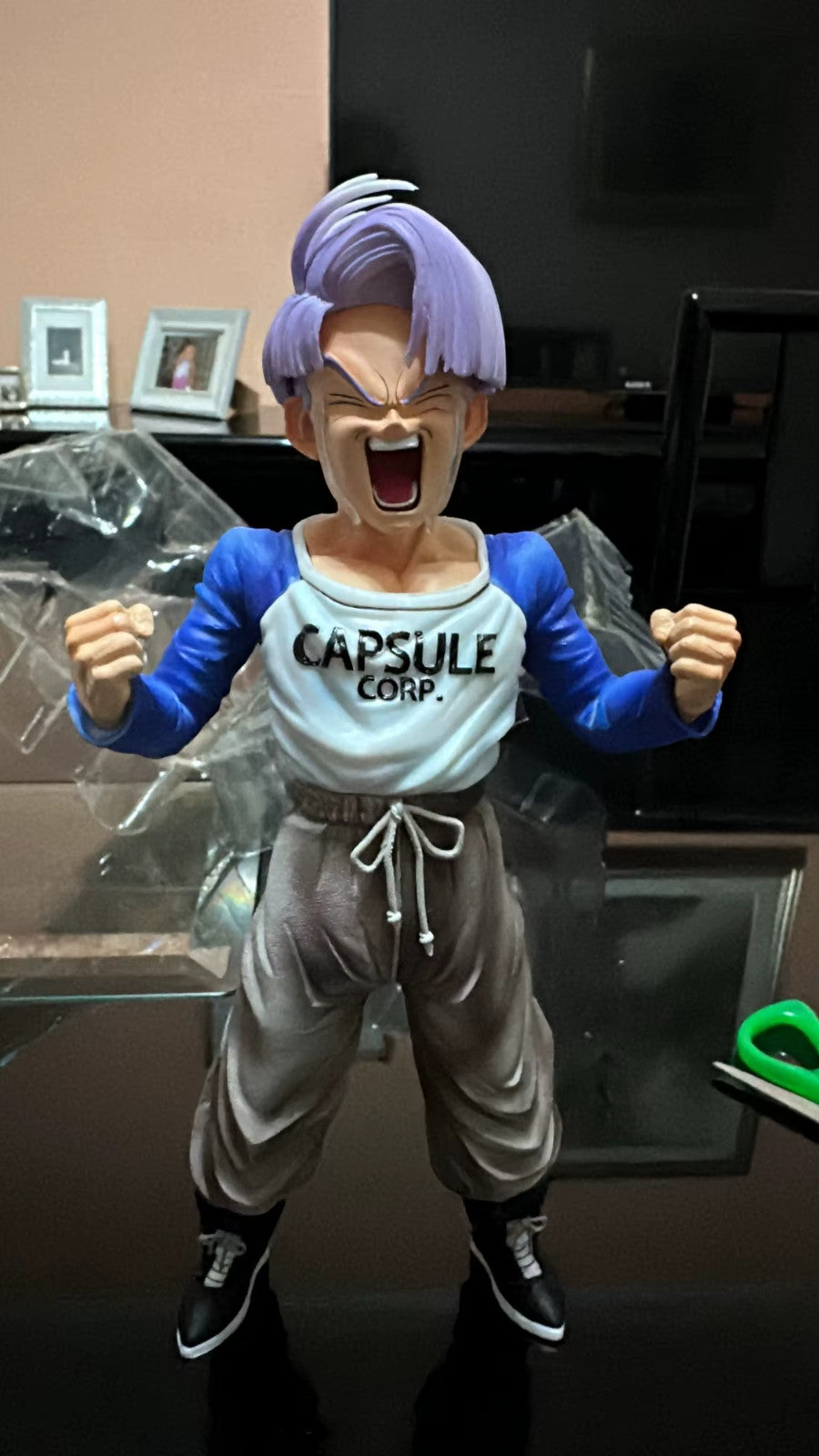 TRUNKS 24 CM SUPER SAYAN ACTION FIGURE DRAGON BALL Z Con Scatola Original