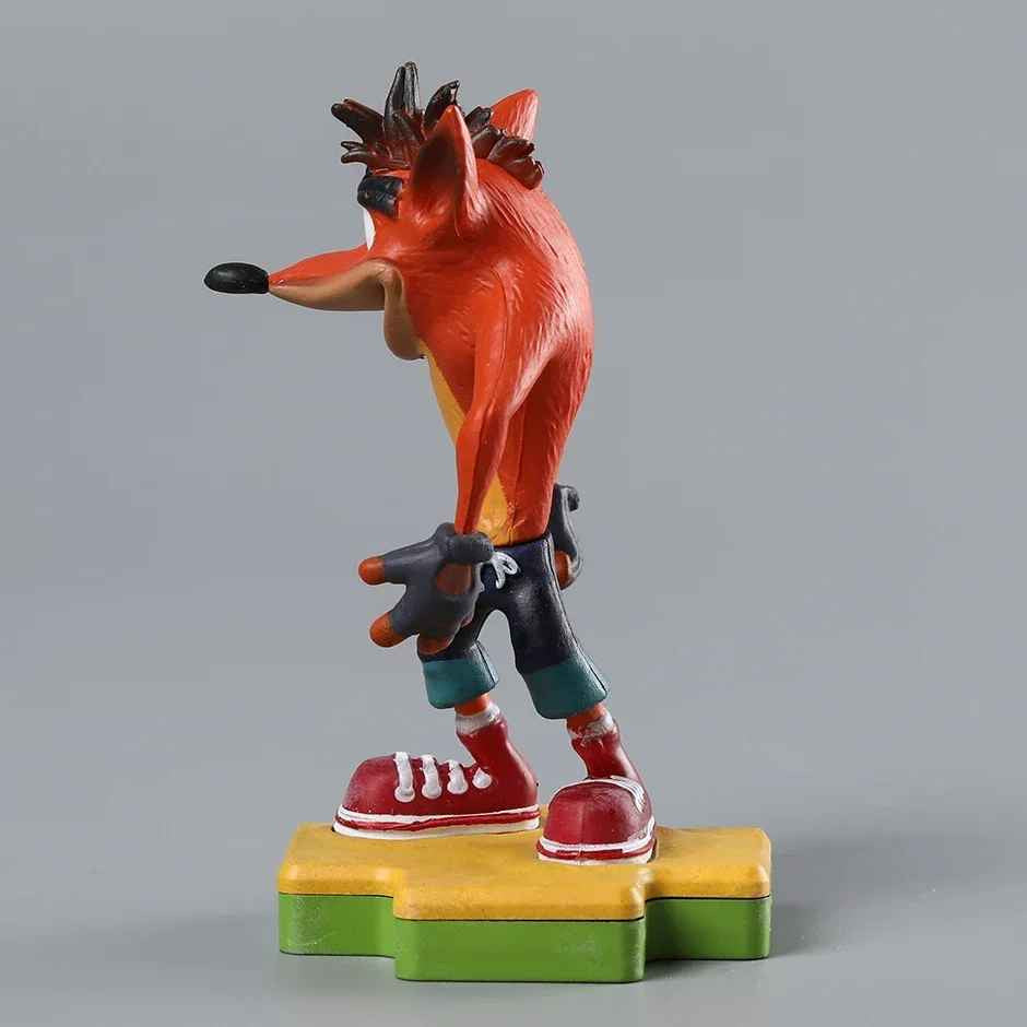 ✅Crash Bandicoot Coco No. 03. Totaku Action Figure Con Scatola