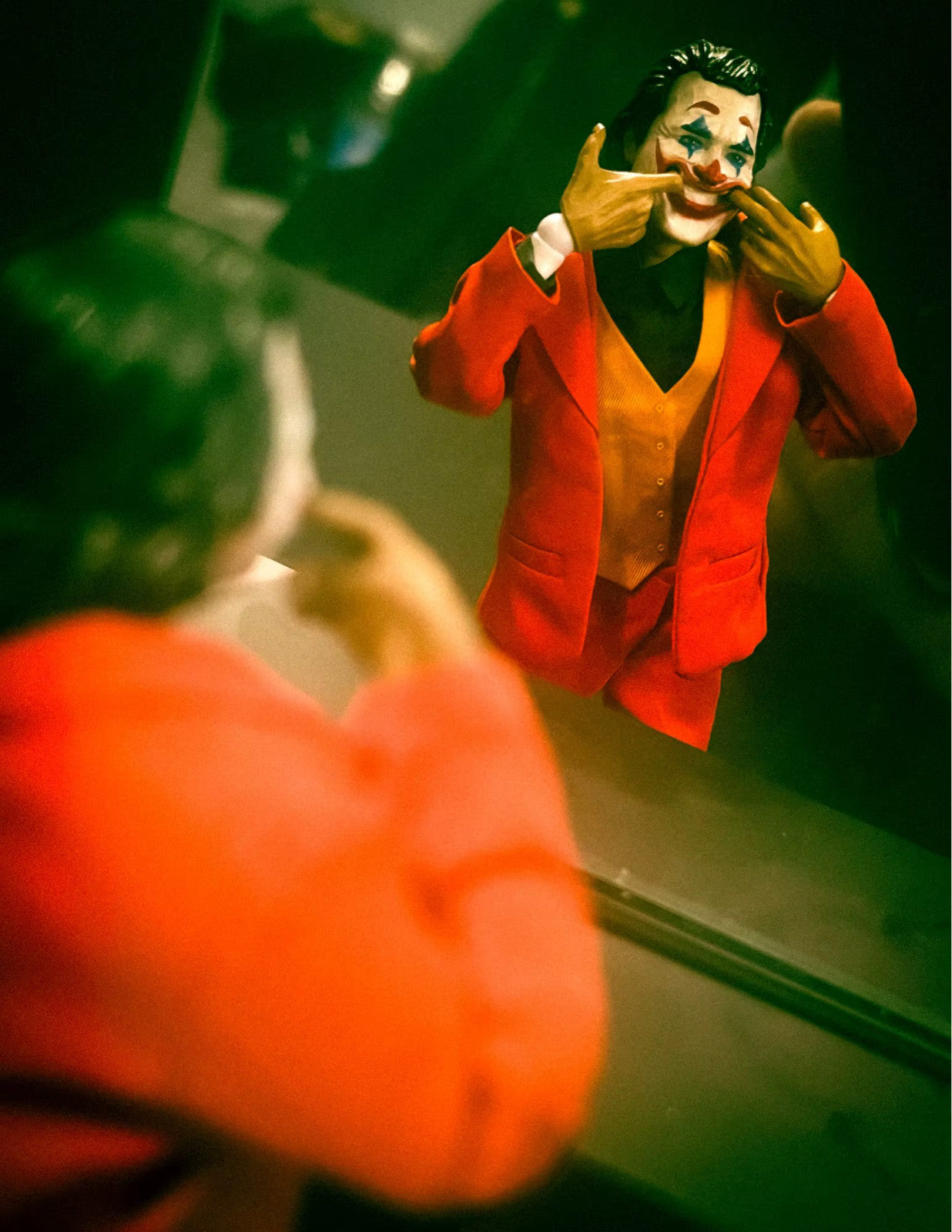 Joaquin Phoenix Arthur Fleck Joker Clown Red Suit 12" Action Figure CON SCATOLA