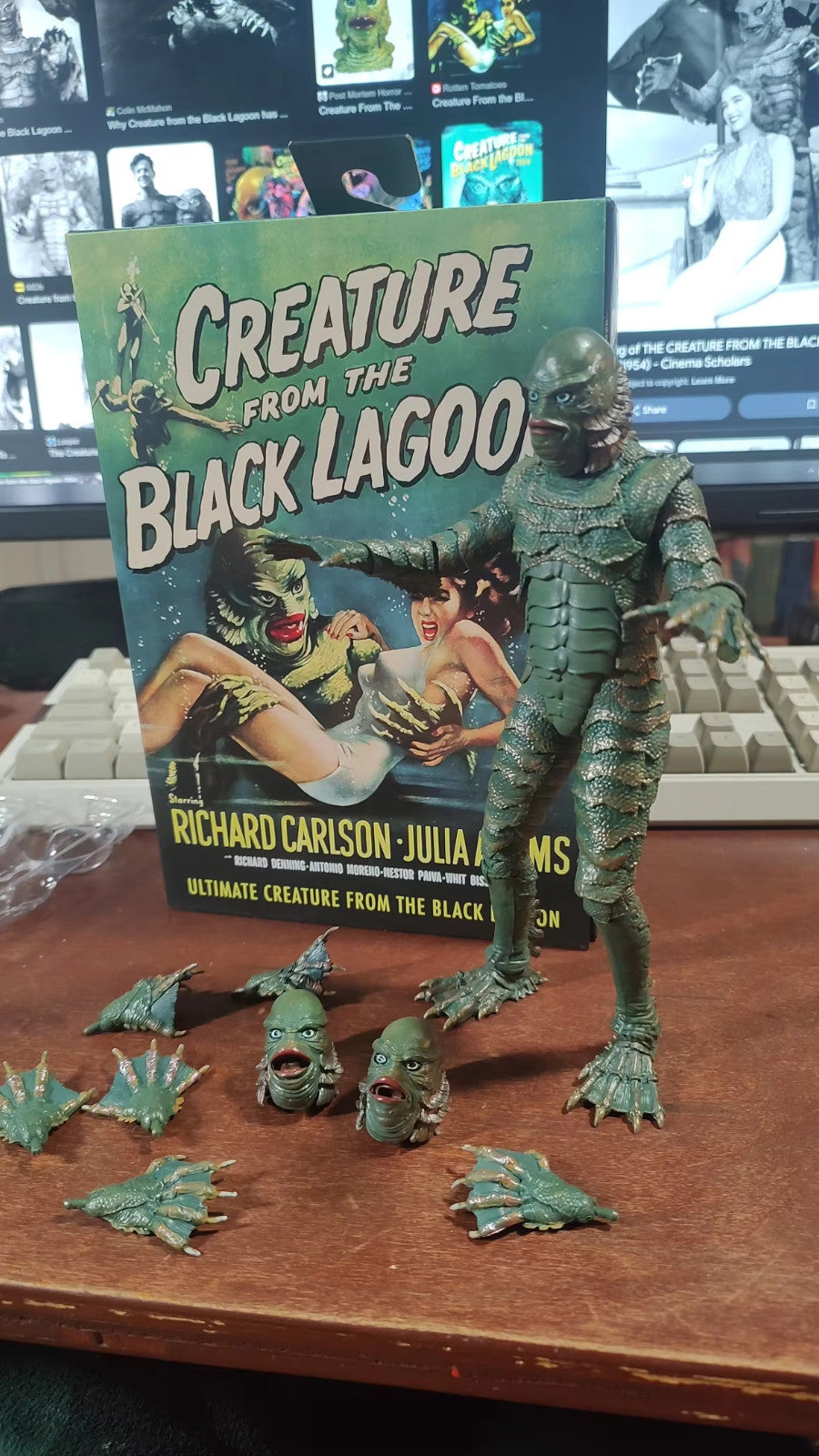 NECA Creature from the Black Lagoon Action Figure Horror Film SCATOLA ORIGINALE