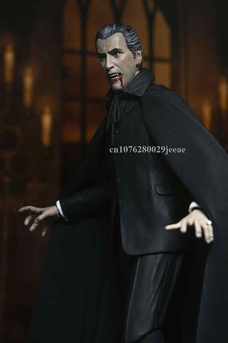 Originale NECA (Dracula 1958)  Action Figure CON SCATOLA ORIGINALE Sped.gratuita