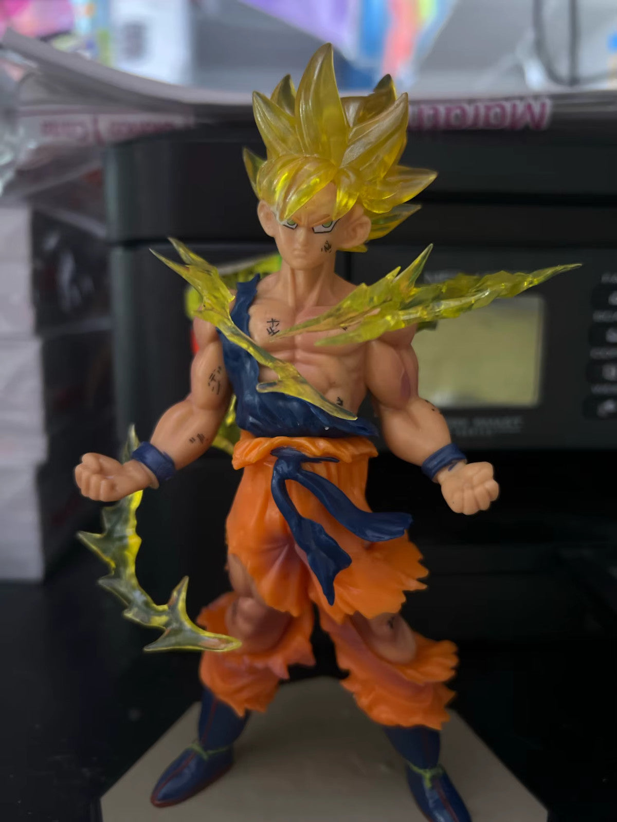 Goku Super Saiyan Action Figure Dragon Ball Z 17cm Statuetta Collezione Anime