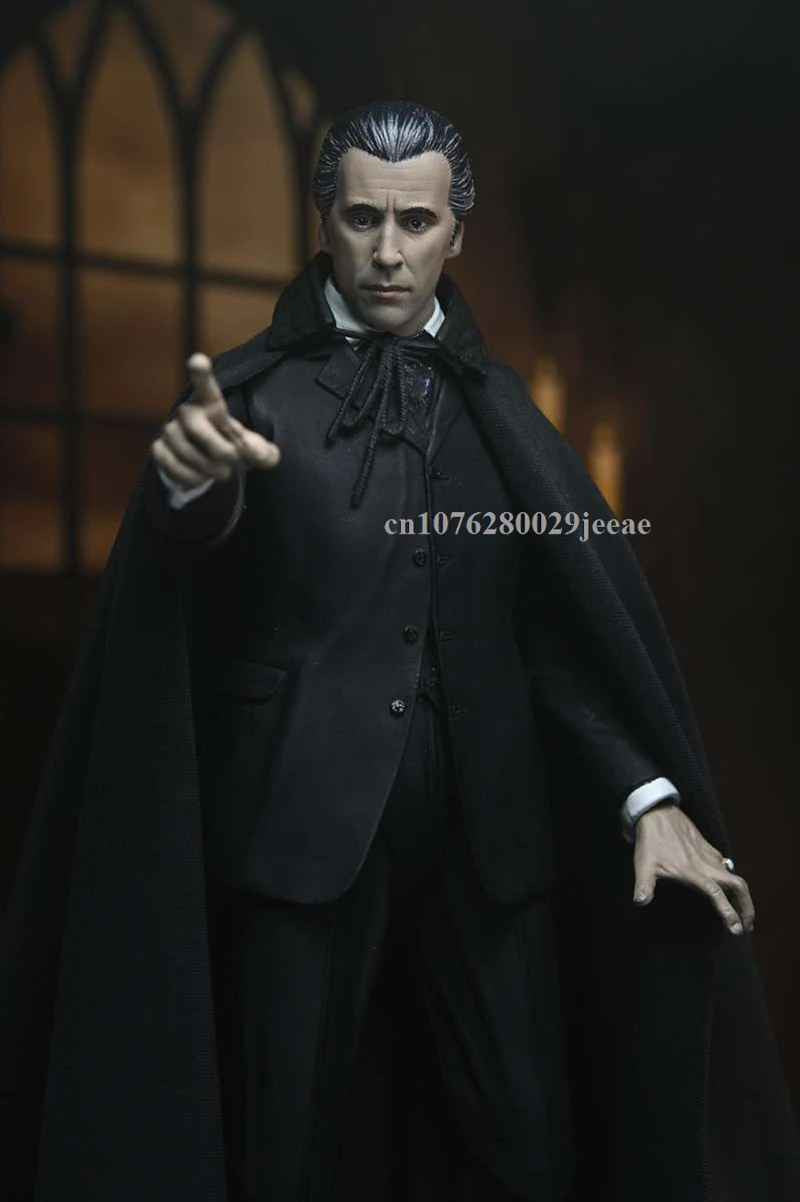 Originale NECA (Dracula 1958)  Action Figure CON SCATOLA ORIGINALE Sped.gratuita