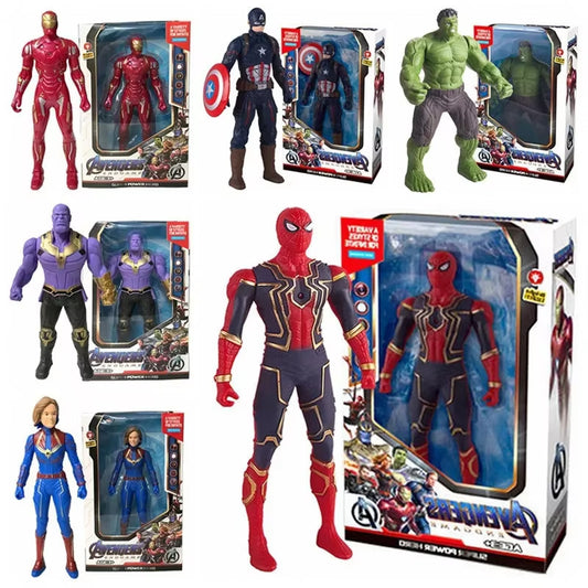 Spiderman 17cm Actionfigur Marvel DC Comics Avengers CON LED NEL PETTO