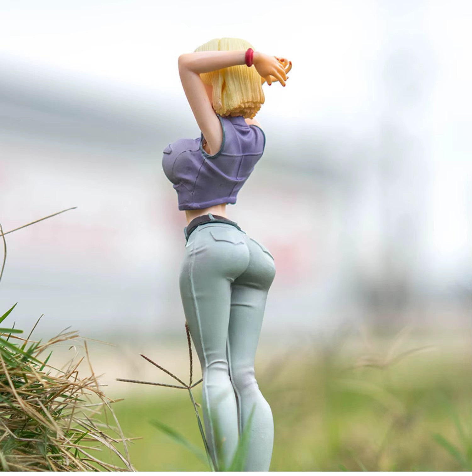 Dragon Ball Android 18 Anime Action Figure in PVC 20 Cm