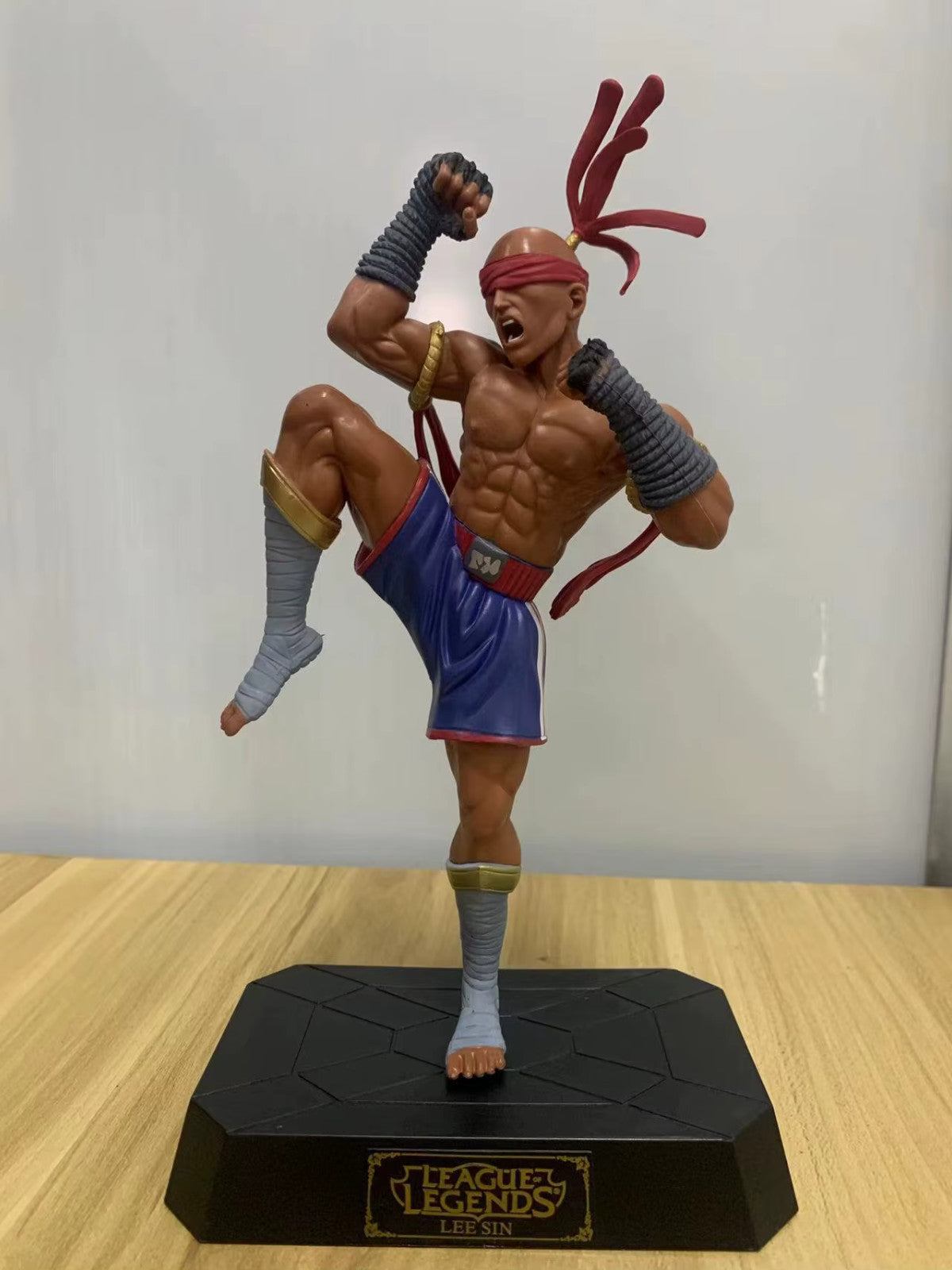 League of Legends  Lee Sin 20cm Action Action Figure🚛 SPED.GRATUITA