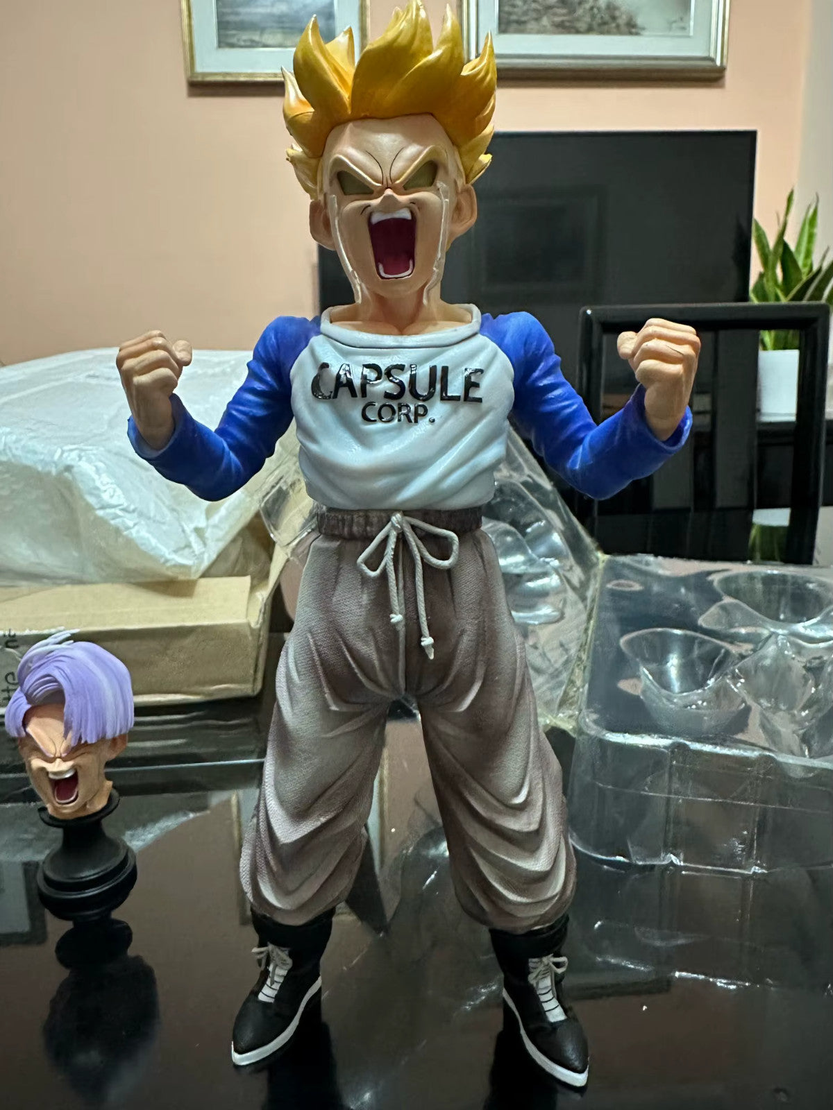 TRUNKS 24 CM SUPER SAYAN ACTION FIGURE DRAGON BALL Z Con Scatola Original