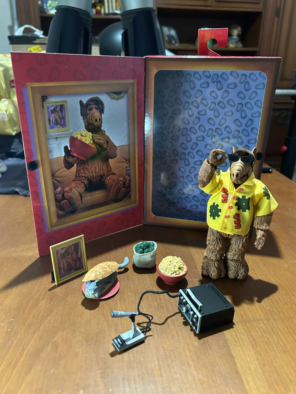 NECA Alf Ultimate Alien Life Form 7" Action Figure 1:12 CON SCATOLA ORIGINALE