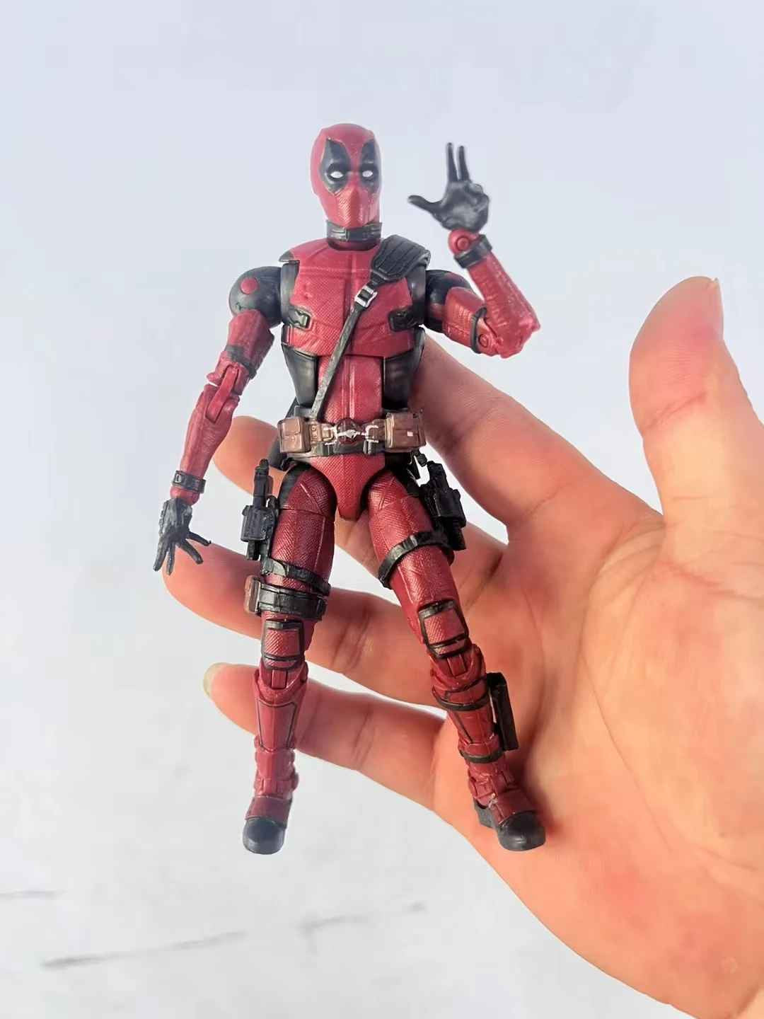 Deadpool Action Figure Model 16 CM In PVC CON ORIGINAL BOX+ SPED.GRATUITA