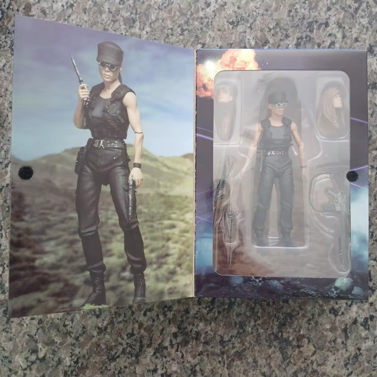 NECA TERMINATOR 2  Sarah Connor 18CM Action Figure CON SCATOLA
